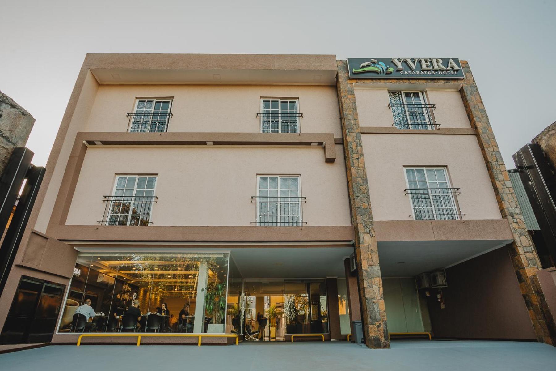 Hotel Yvera Cataratas Puerto Iguazú Exterior foto